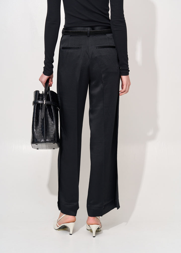 Cuff-slit trousers