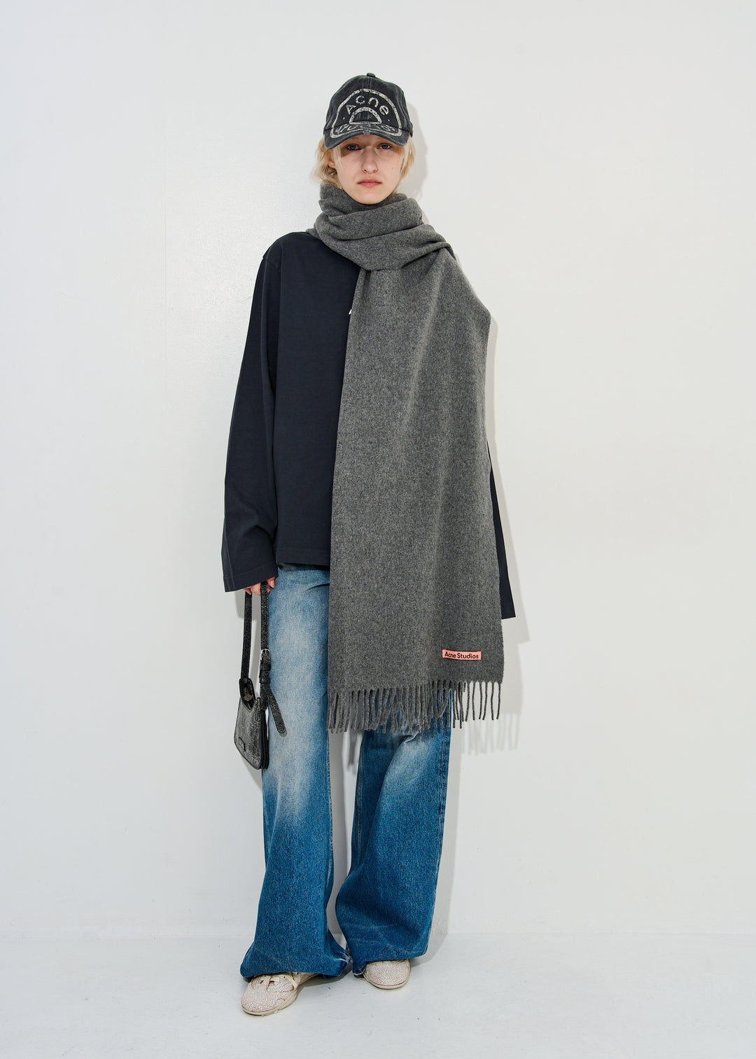 Oversized fringe wool scarf