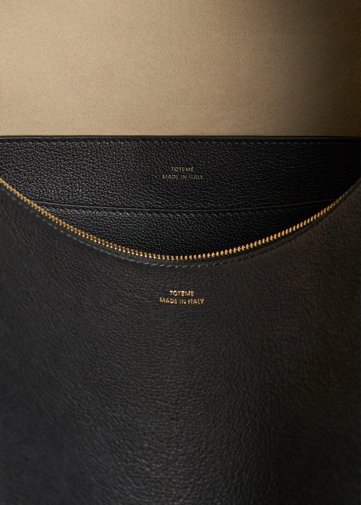 Bevel grained-leather bag