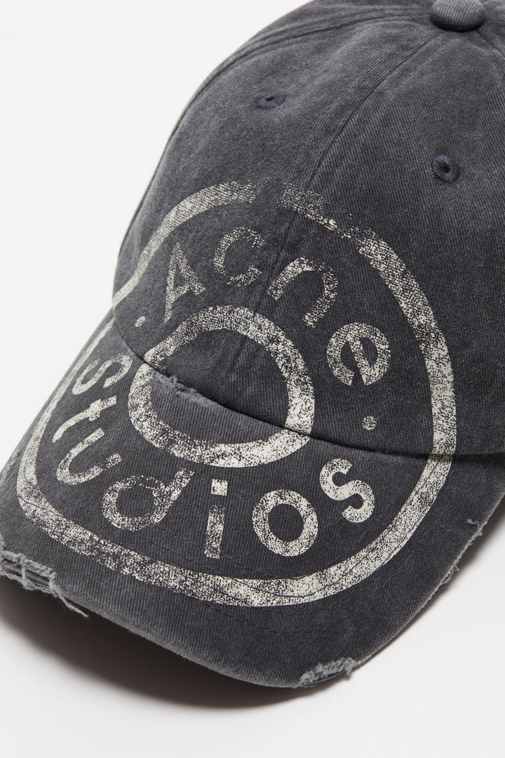 Cap printed logo