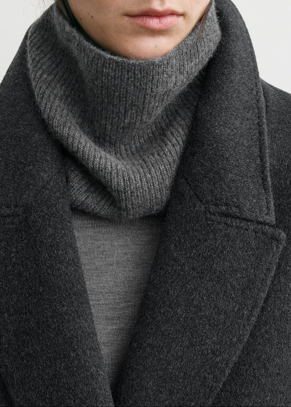 Cashmere neck warmer