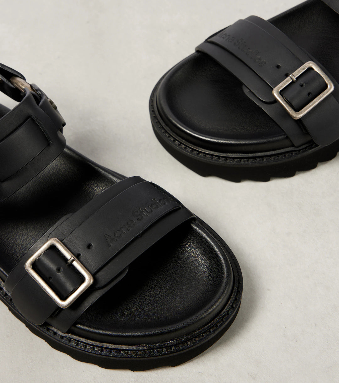 LEATHER BUCKLE SANDAL