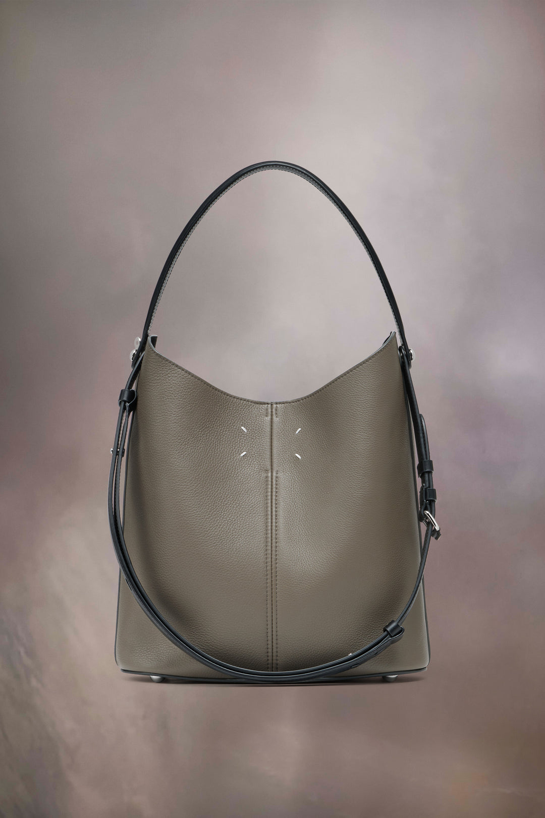 Dress-age Hobo