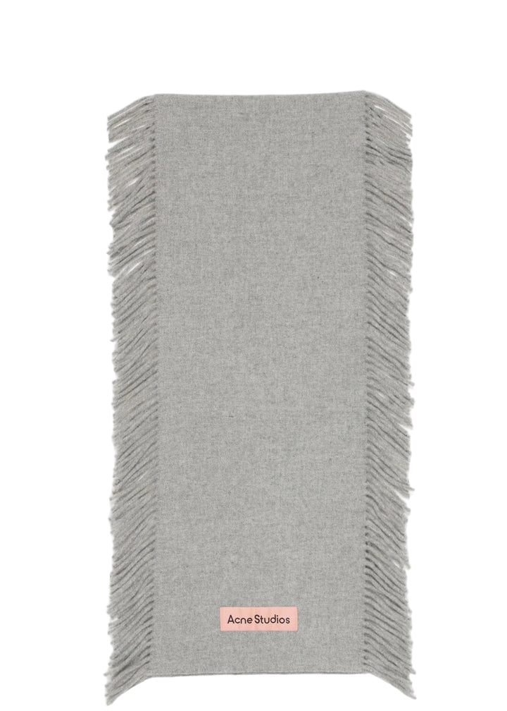 Fringe wool scarf