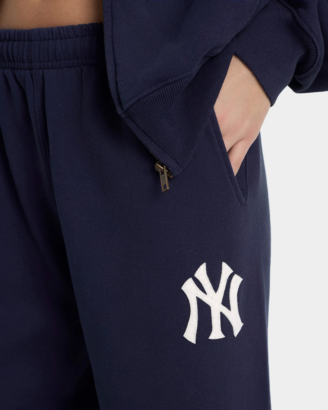 Yankees Serif Sweatpant
