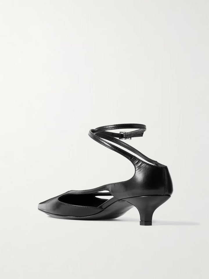 Leather kitten pumps