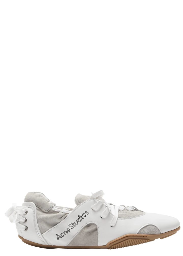 Leather lace-up shoes