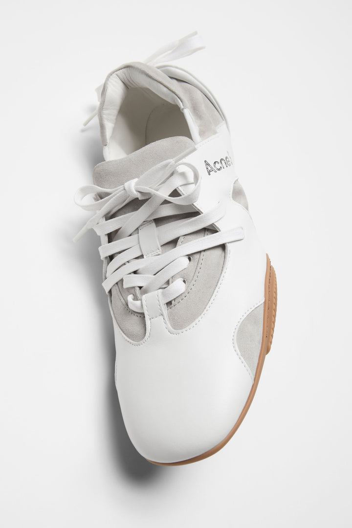 Leather lace-up shoes