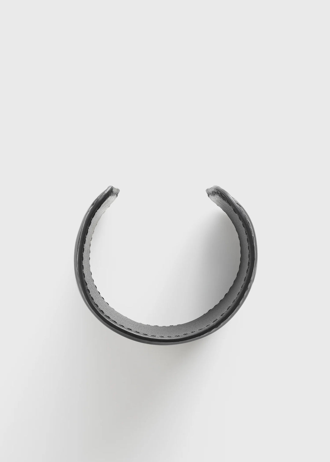 Long croco-embossed cuff