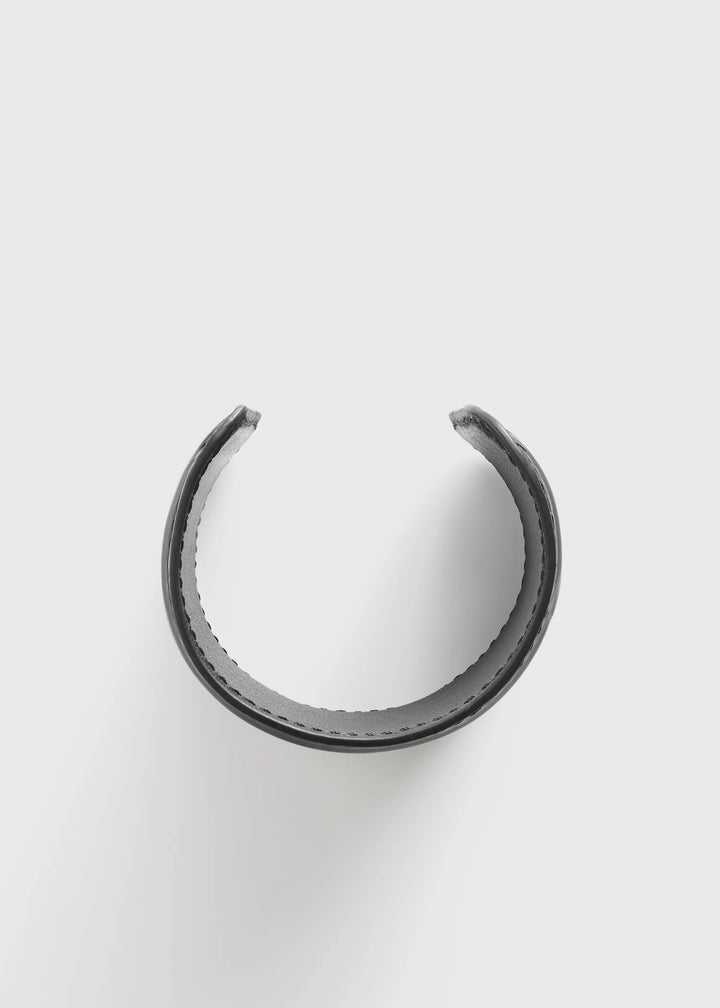 Long croco-embossed cuff