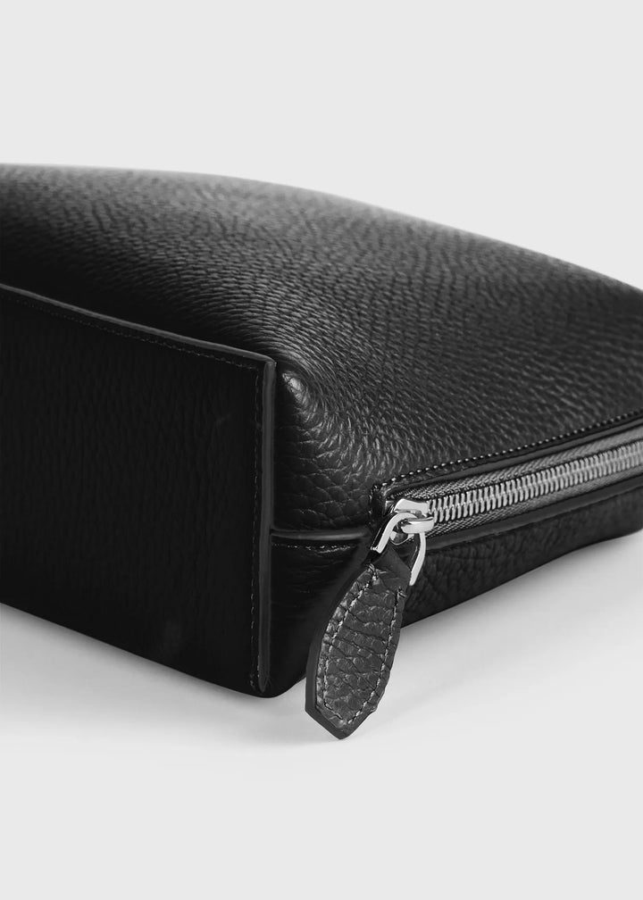MEDIUM grained leather pouch
