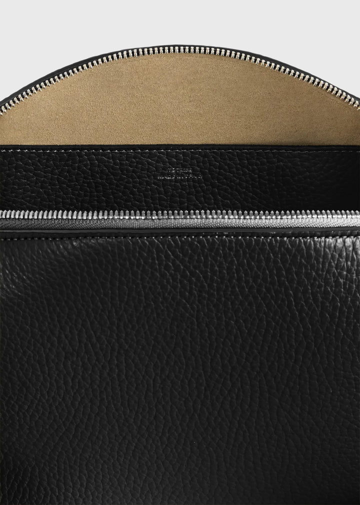 MEDIUM grained leather pouch