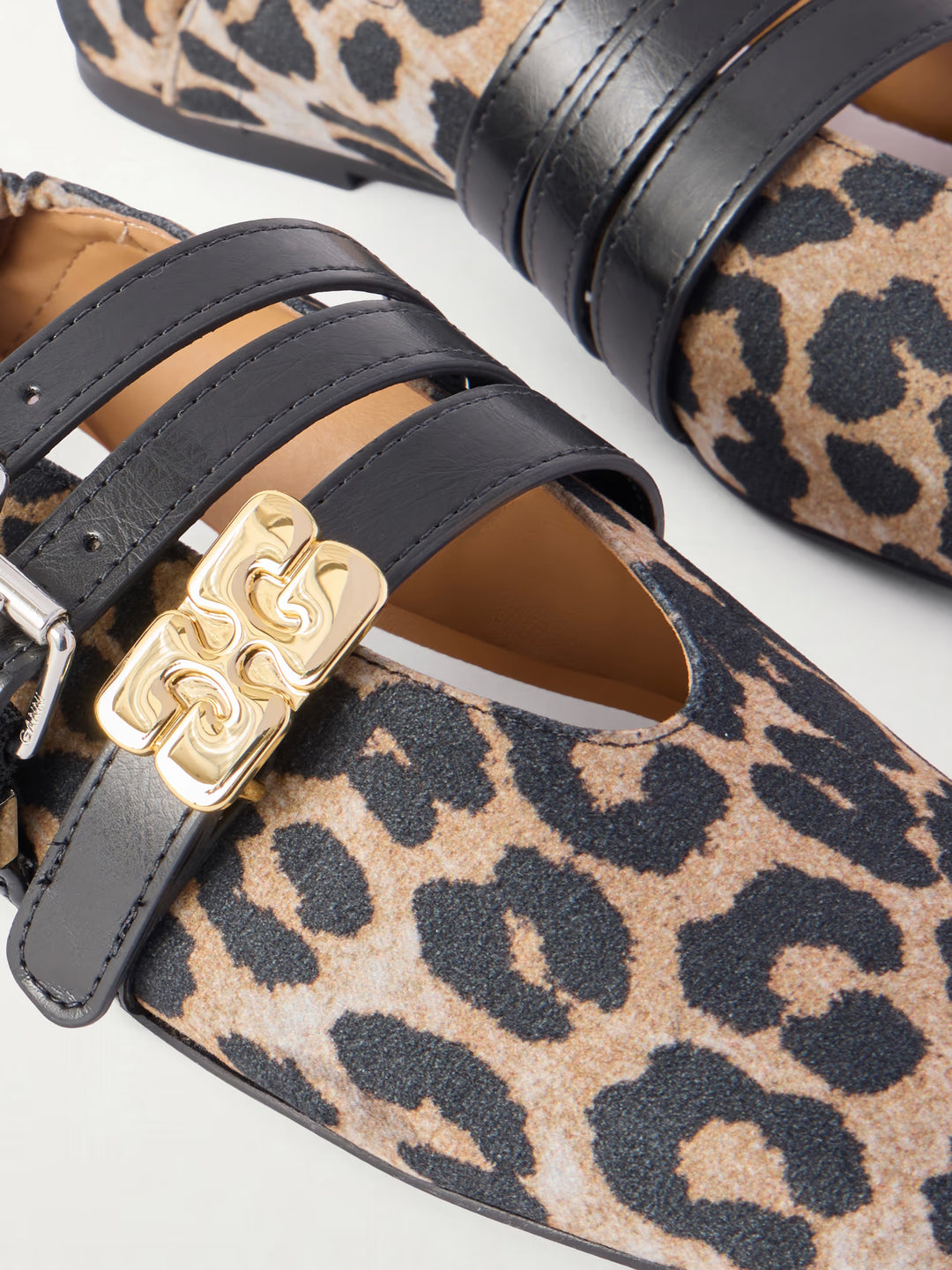 Sue Triple Ballerina