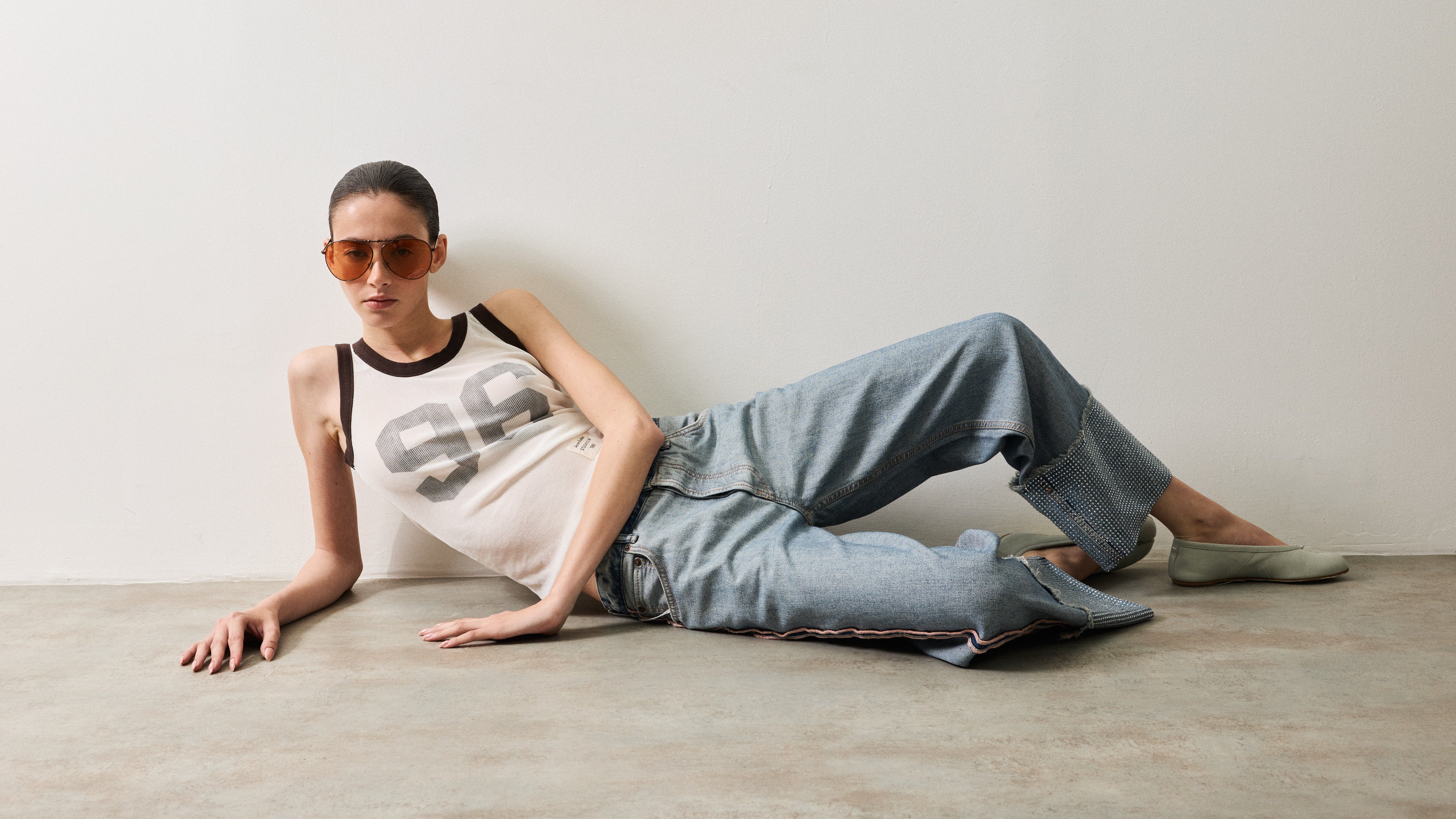 <p>ACNE STUDIOS</p>