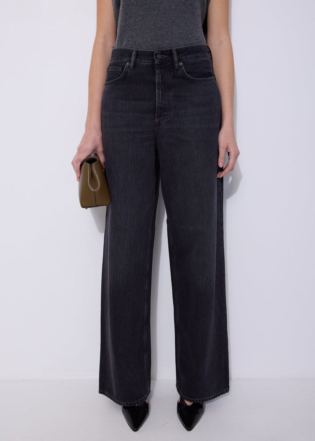 1981 Vintage Black U