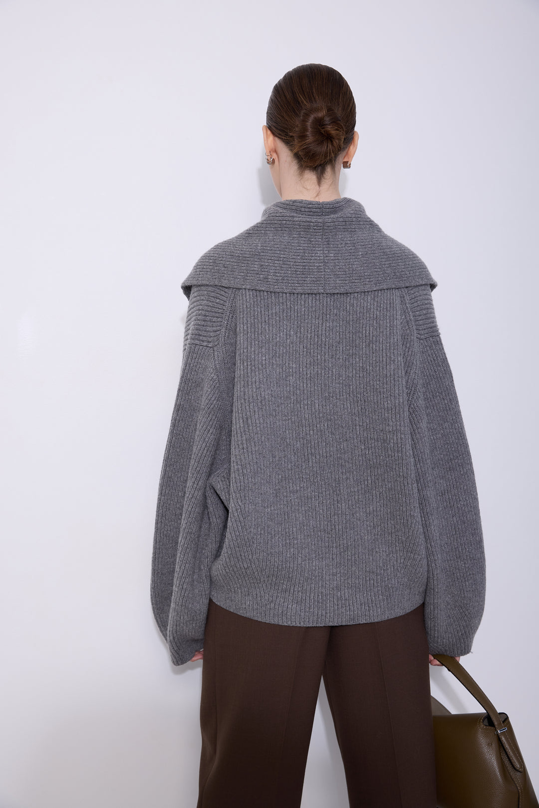 Shawl-lapel cardigan