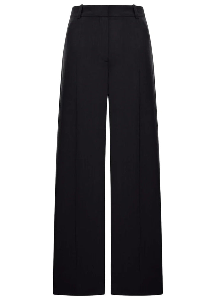 Wide fluid trousers