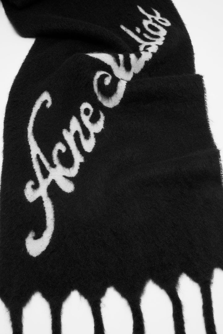 Wool logo scarf