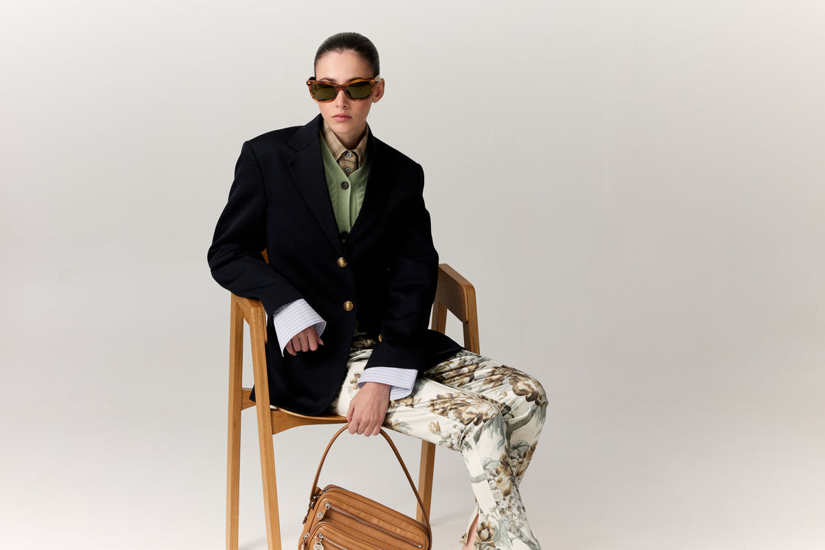 <p>ACNE STUDIOS</p>