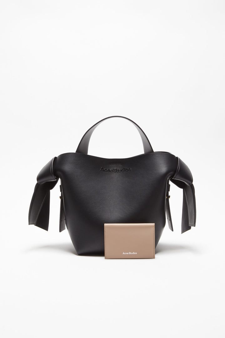 FOLDED LEATHER WALLET