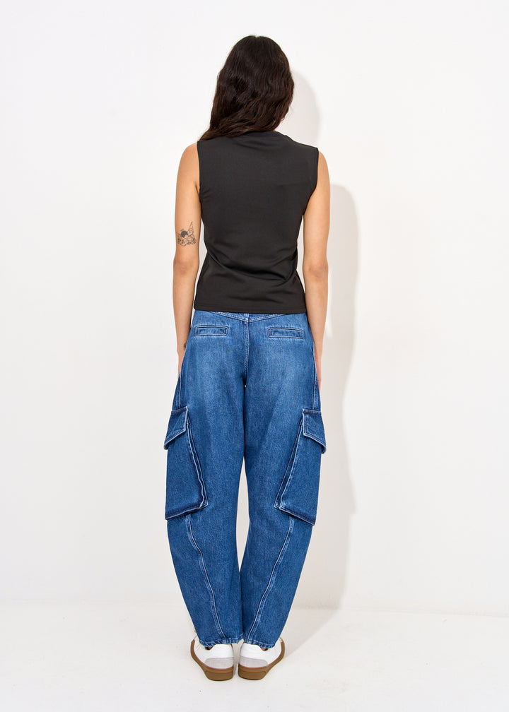 Twisted cargo jeans
