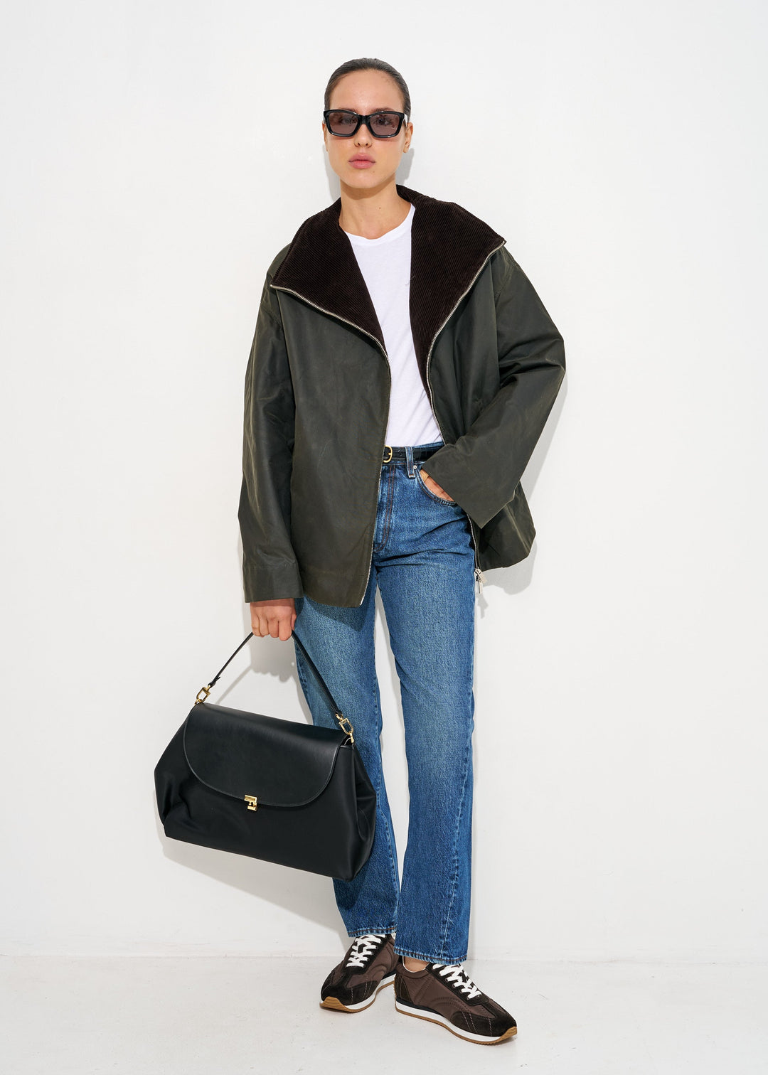 Zipped funnel jacket