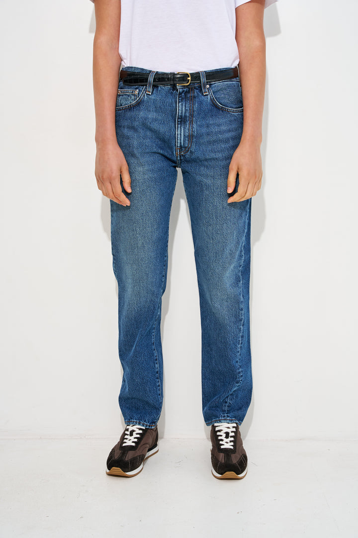 Twisted seam denim