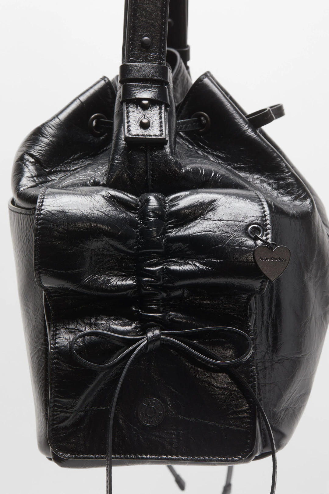 Multipocket Bucket Lux