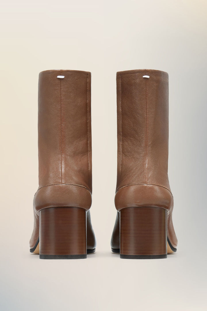 Tabi ankle boots