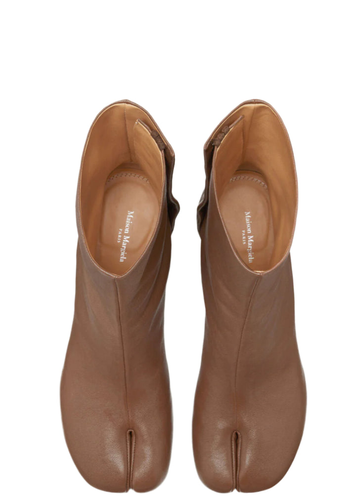 Tabi ankle boots